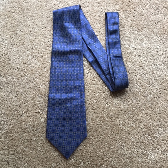 DKNY Mini Medallions Print SILK TIE - Picture 13 of 13